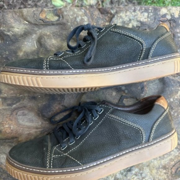 Johnston & Murphy Men's Casual Shoe Size 8 - Picture 8 of 9